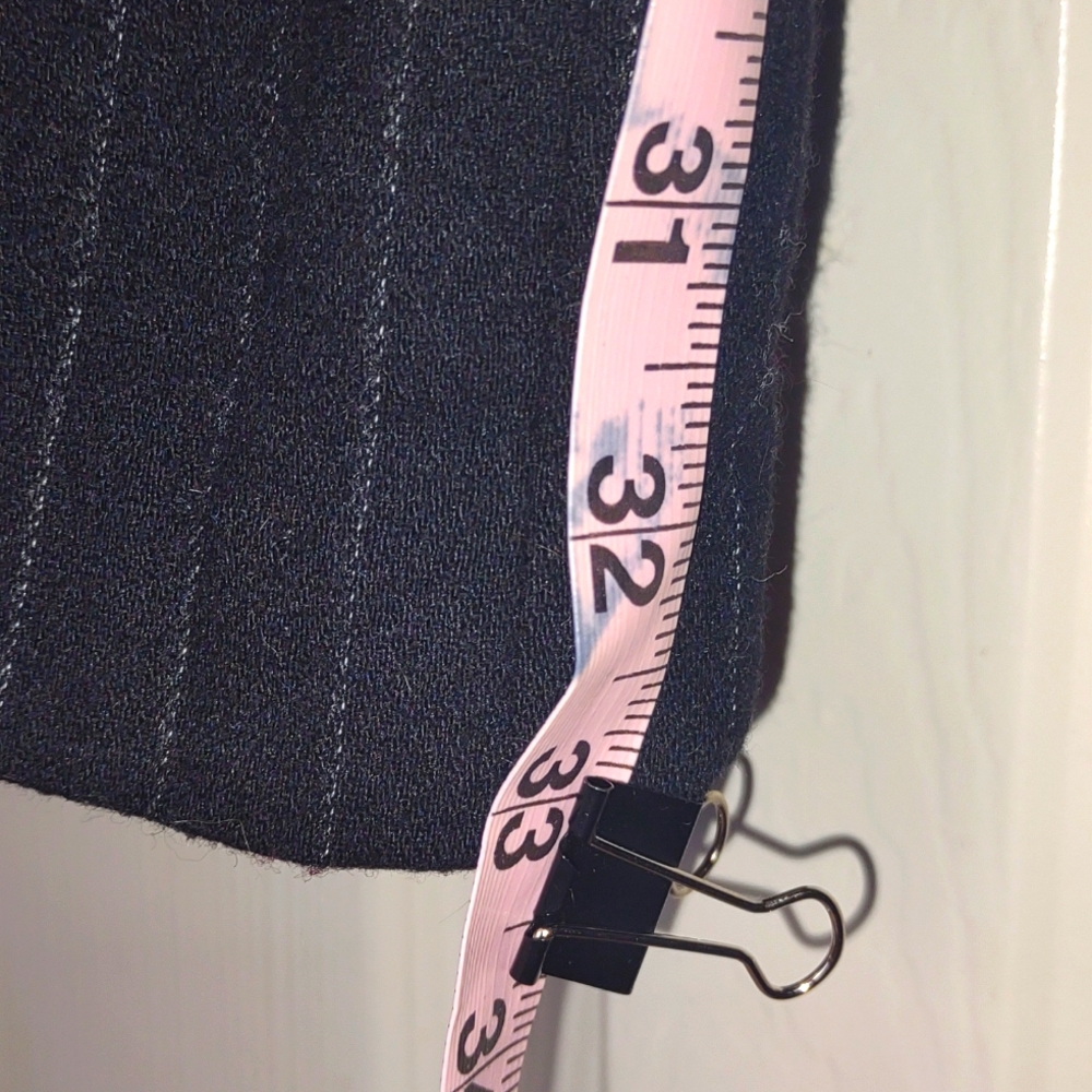 New w/I tags Gap pinstriped dress pants size 4 long inseam: 33!